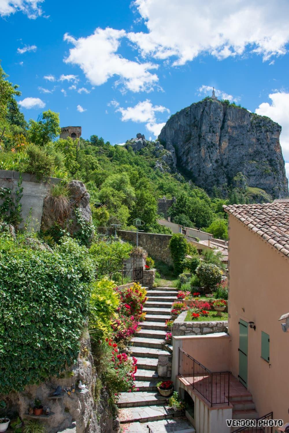 La Maison D'Eddy Et Caro Aux Portes Du Verdon Trigance Eksteriør bilde