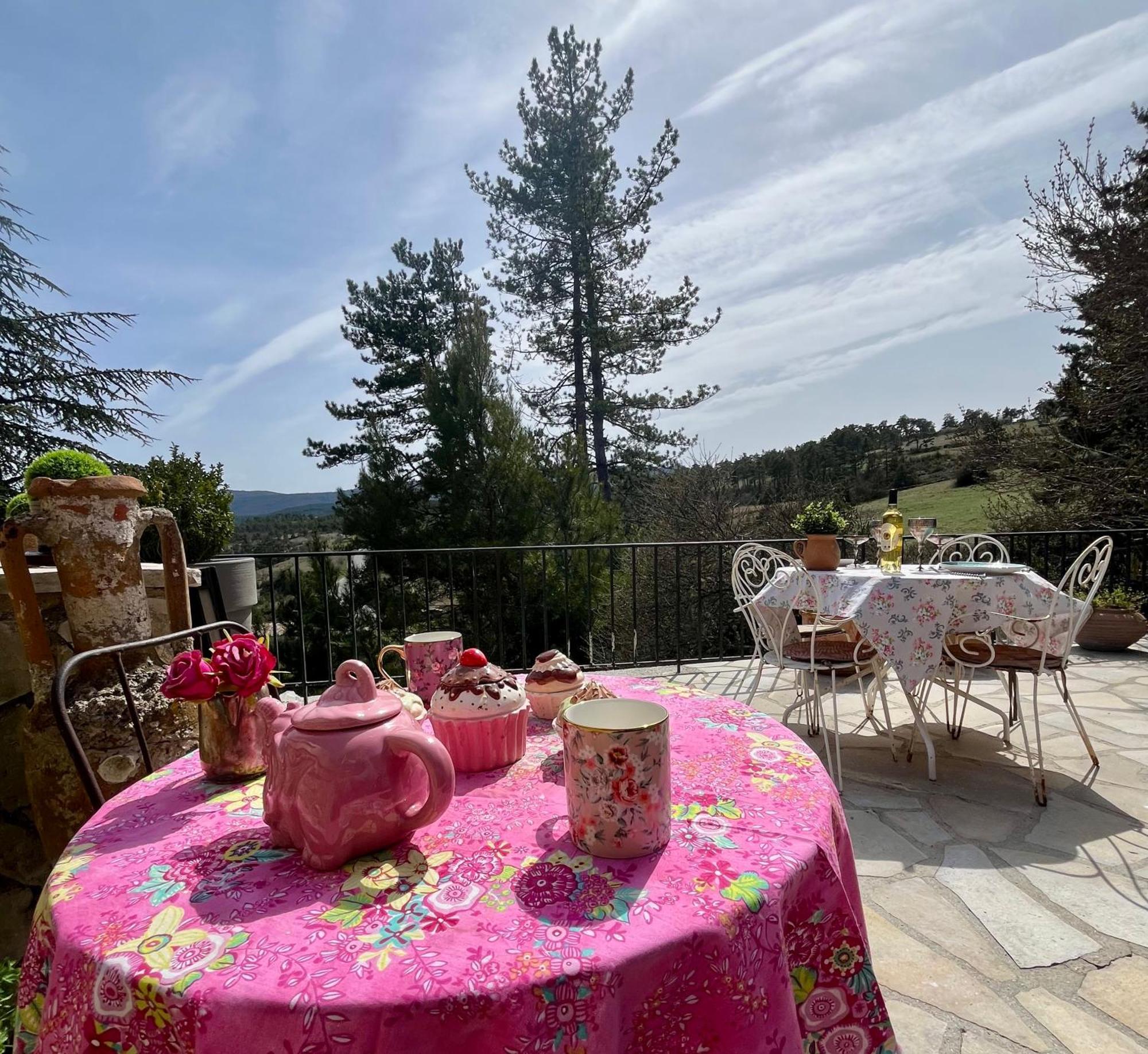 La Maison D'Eddy Et Caro Aux Portes Du Verdon Trigance Eksteriør bilde